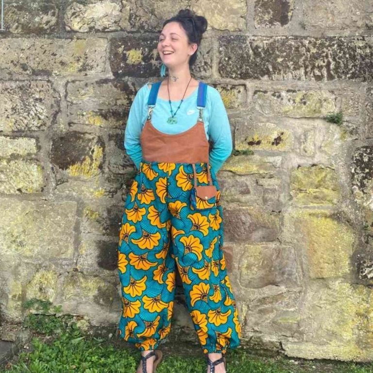 Schnittmuster für Latzhose Sveja 36 | TOSCAminni